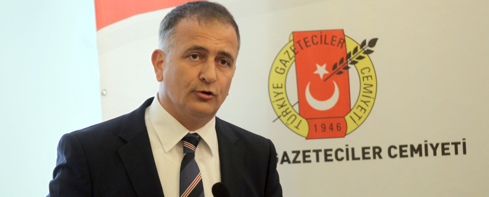 Journalist Ekrem Dumanlı soll wegen kritischer Artikel sechs Jahre ins Gefängnis