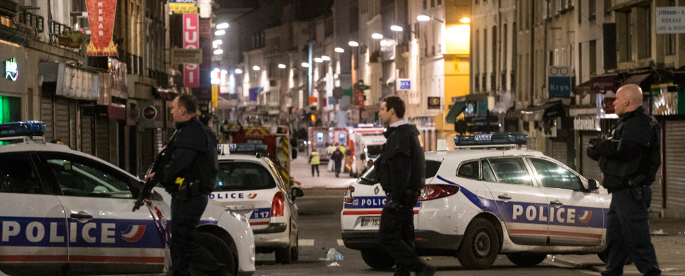 Mindestens eine Tote und Festnahmen bei Anti-Terror-Einsatz bei Paris