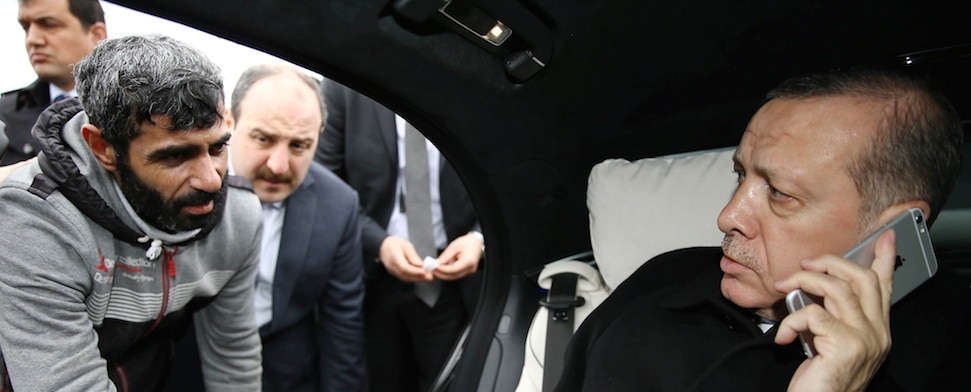 Echt oder PR? Erdoğan lässt lebensmüden Mann retten