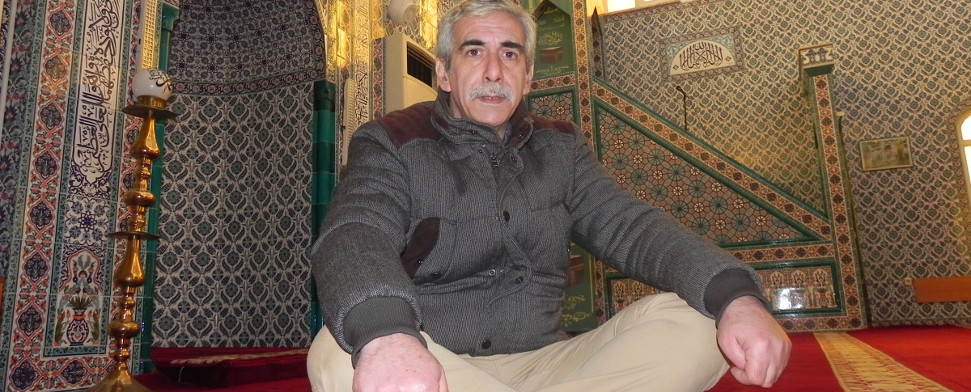 Der Drogenhändler, der jetzt die Moschee reinigt: „Ich bin zufrieden mit meinen Fußfesseln“