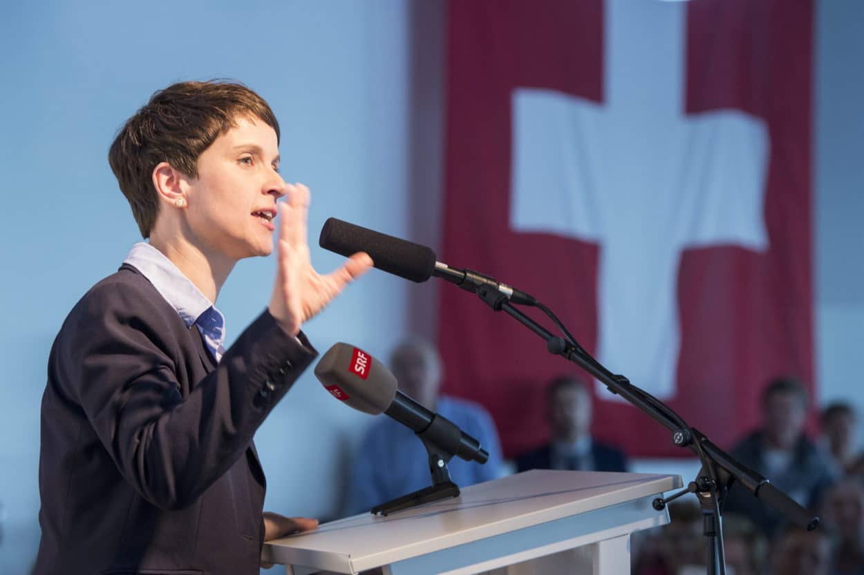 Petry im Land der Träume – Auftritt bei Schweizer Gesinnungsgenossen