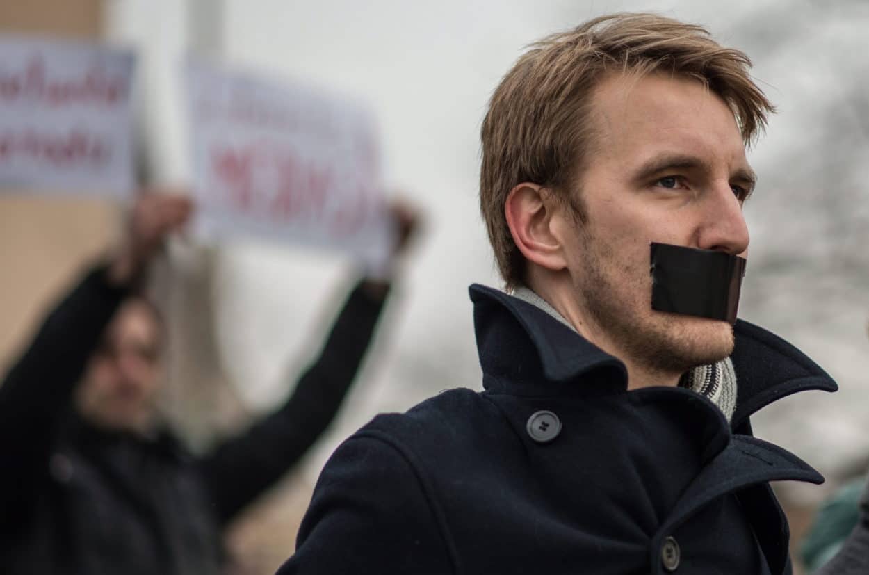 Die Türkei ist nicht genug: Immer mehr ausländische Journalisten im Visier der AKP