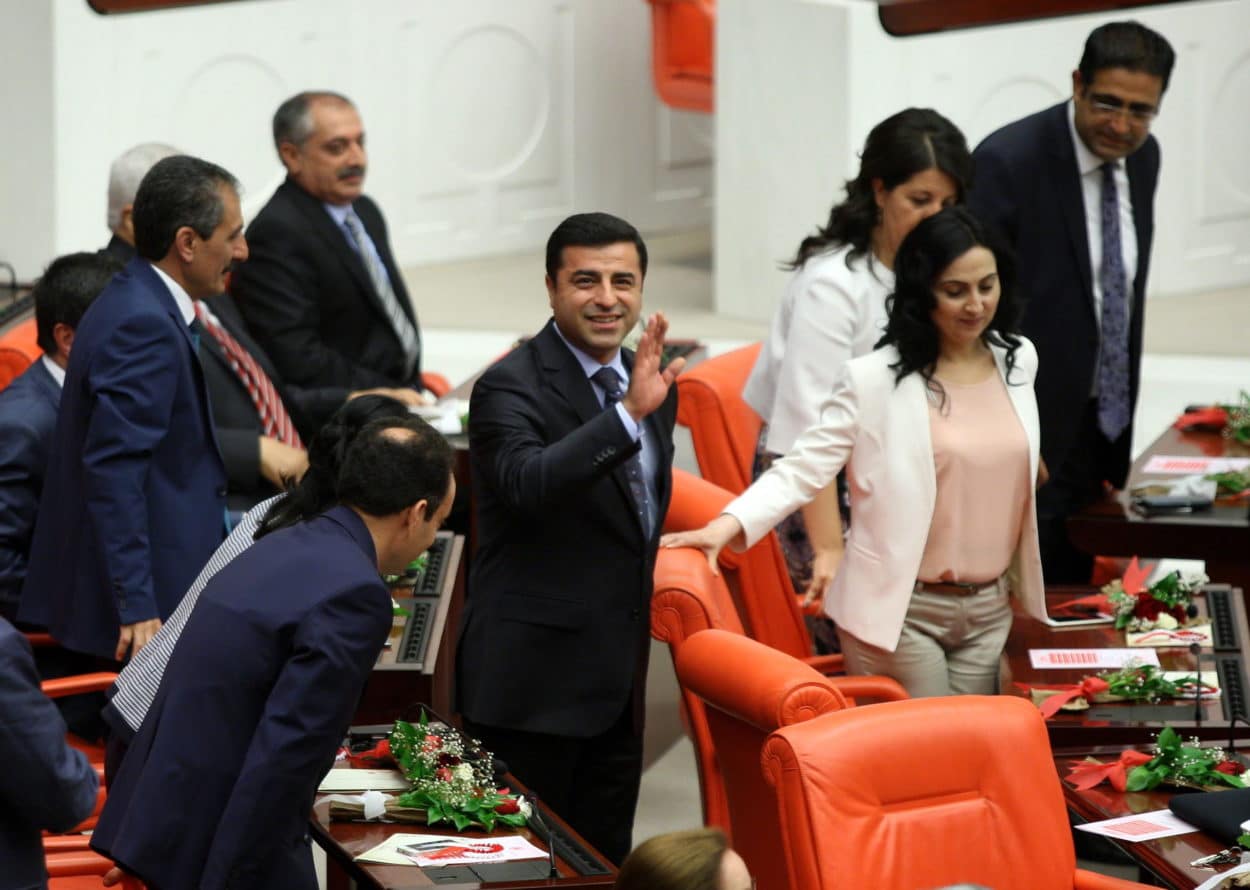 HDP-Abgeordnete nach Freilassung wieder in Untersuchungshaft