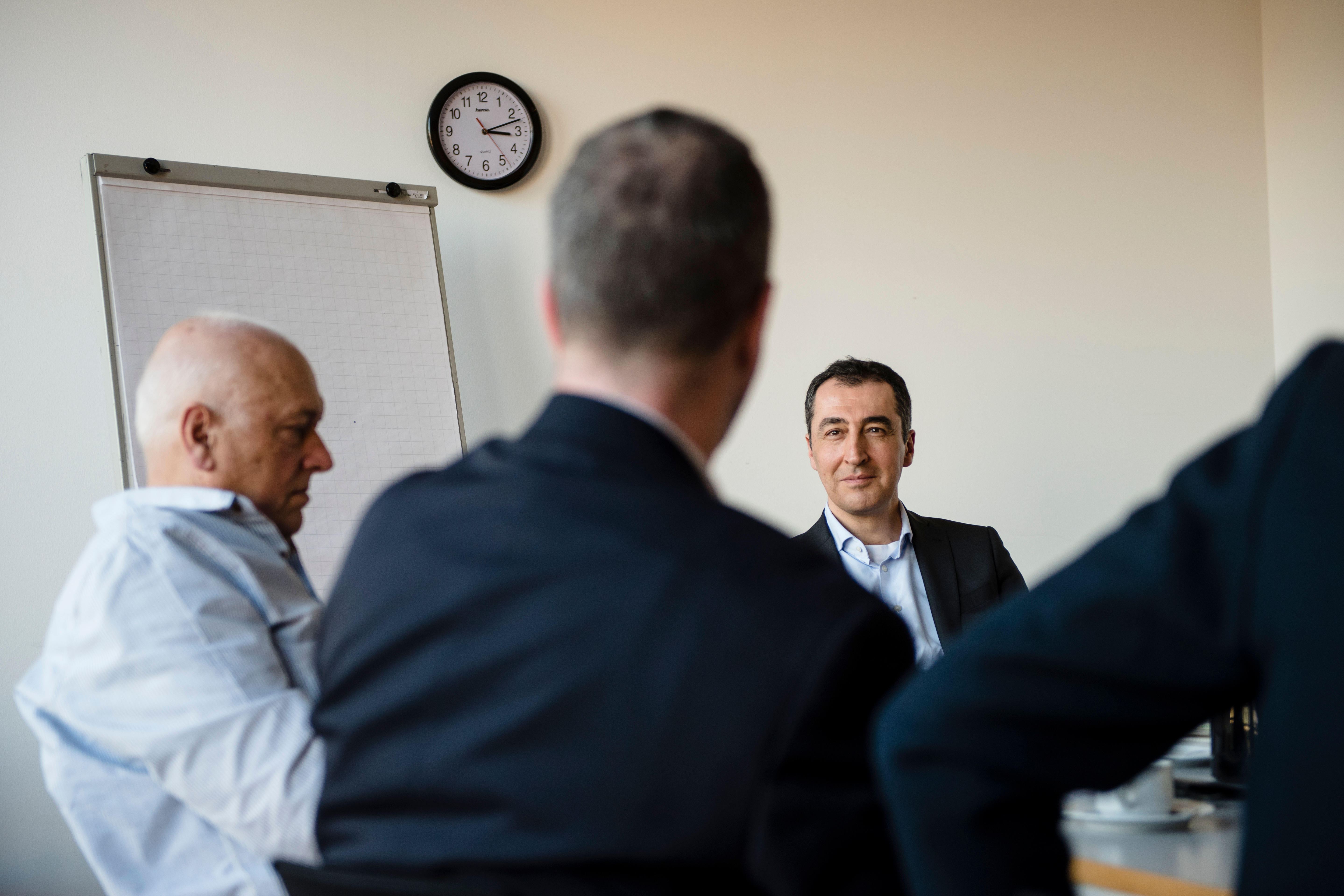 Ein bisschen Frieden: Cem Özdemir, Erdoğan und die Taxifahrer