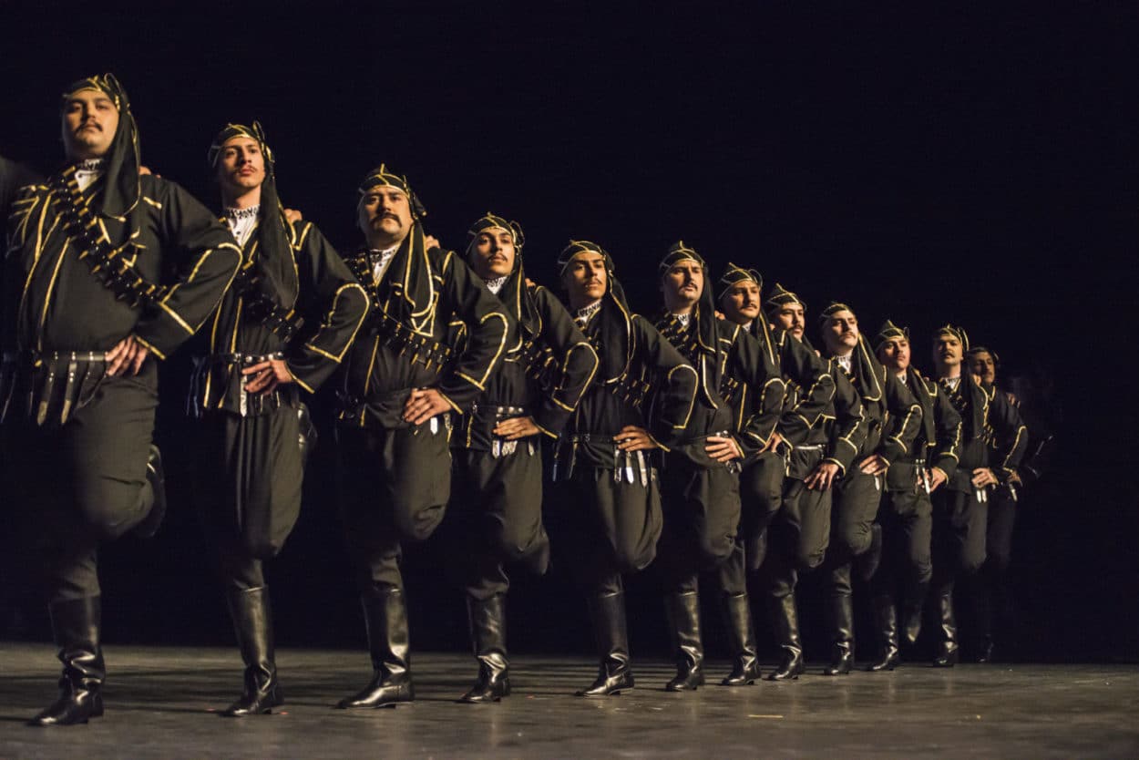 ATHOB – Türkischer Volkstanz Wettbewerb schlägt voll ein