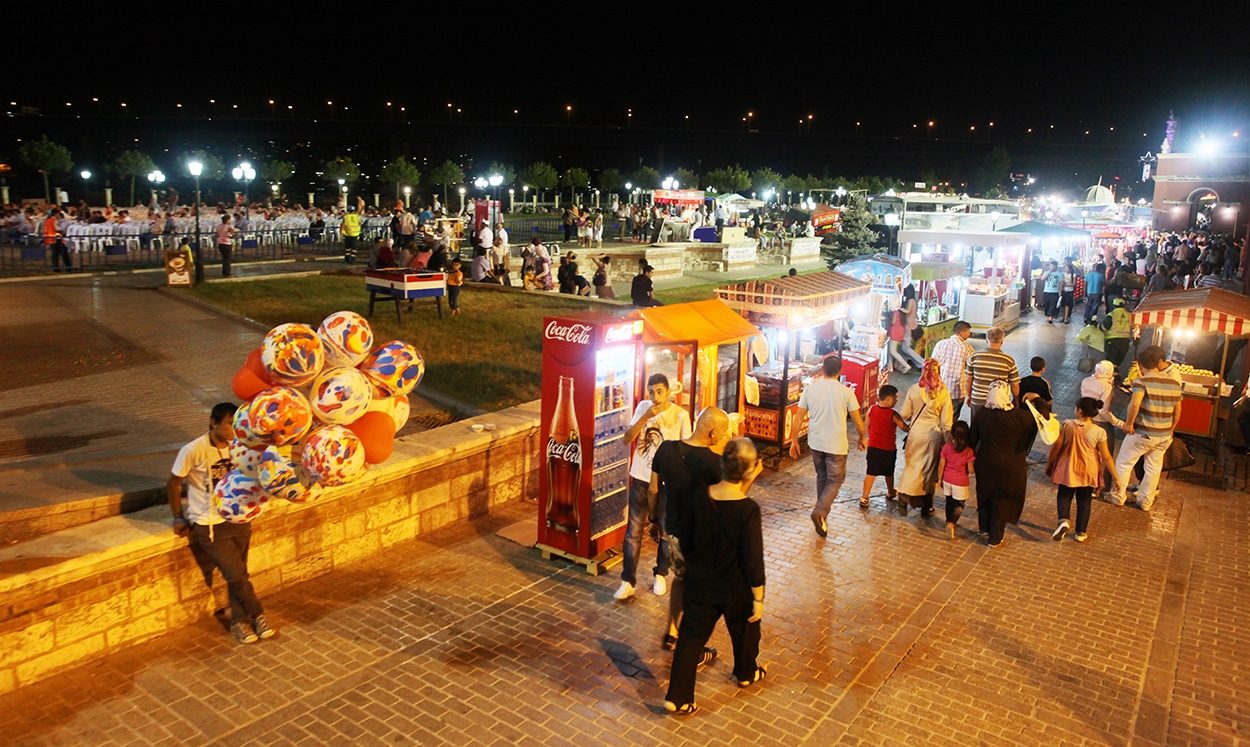 Ramadan-Festivals in Deutschland: „Das stillt ein wenig meine Sehnsucht nach Istanbul“