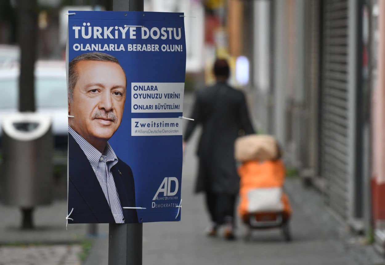 Erdoğan zu ADD-Plakaten: Alles Gute!