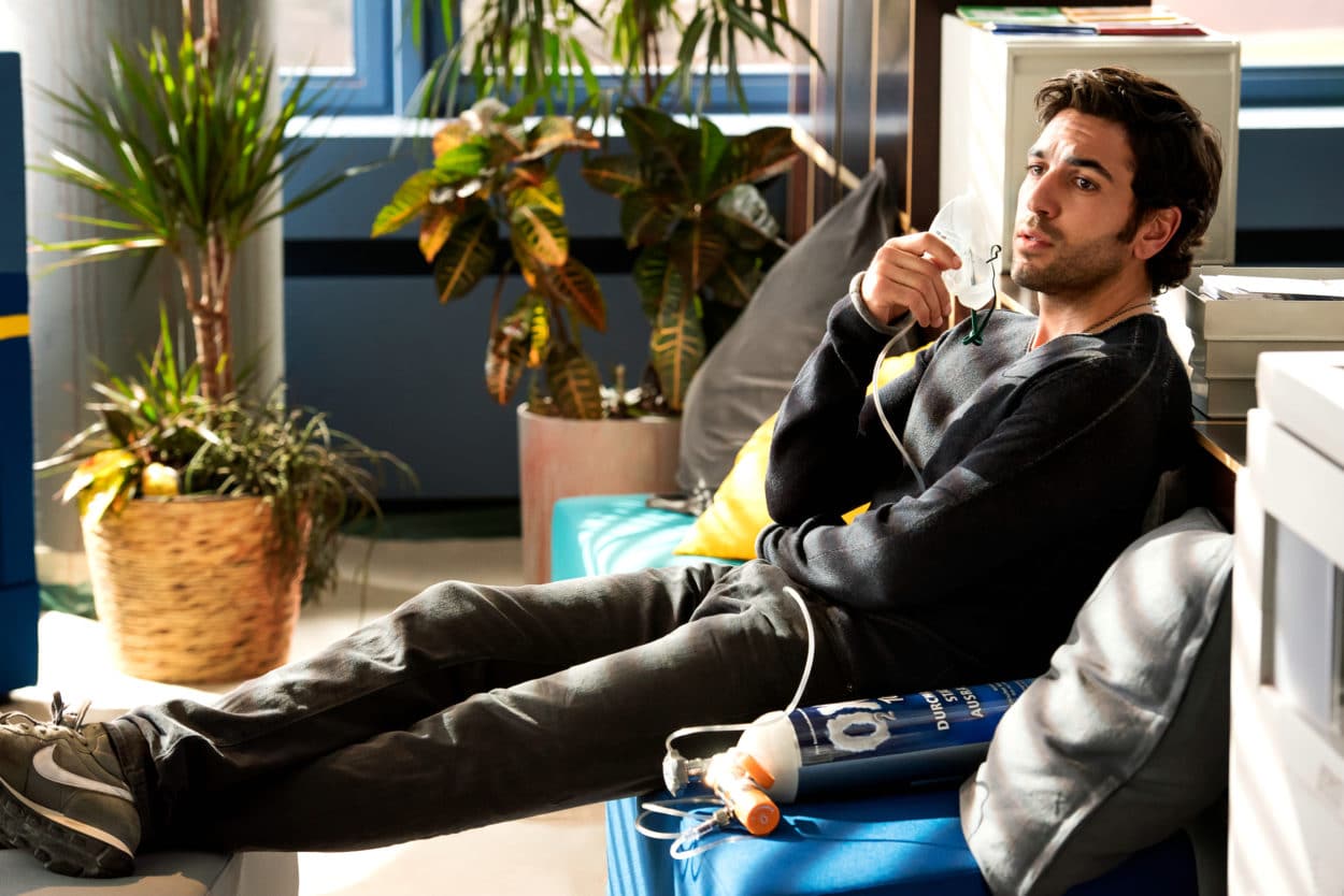 Elyas M’Barek: Chaos-Lehrer, Frauenschwarm und frecher Teddy