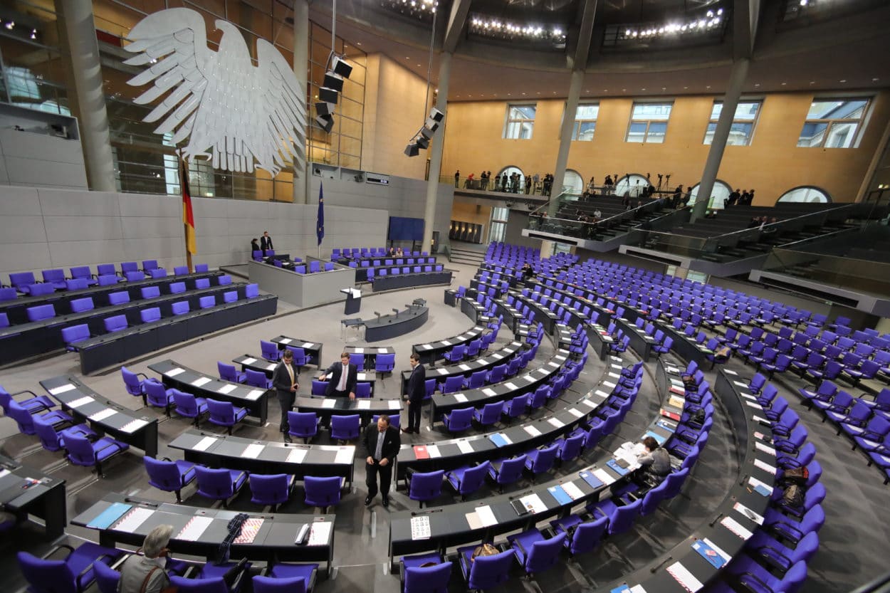 Bundestag konstituiert sich – Schon droht Ärger mit der AfD