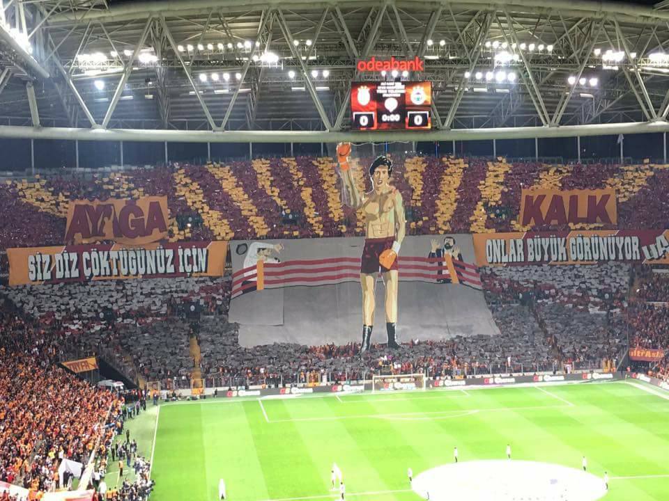 «Ayağa Kalk» – Choreographie von Galatasaray-Fans hat Nachspiel