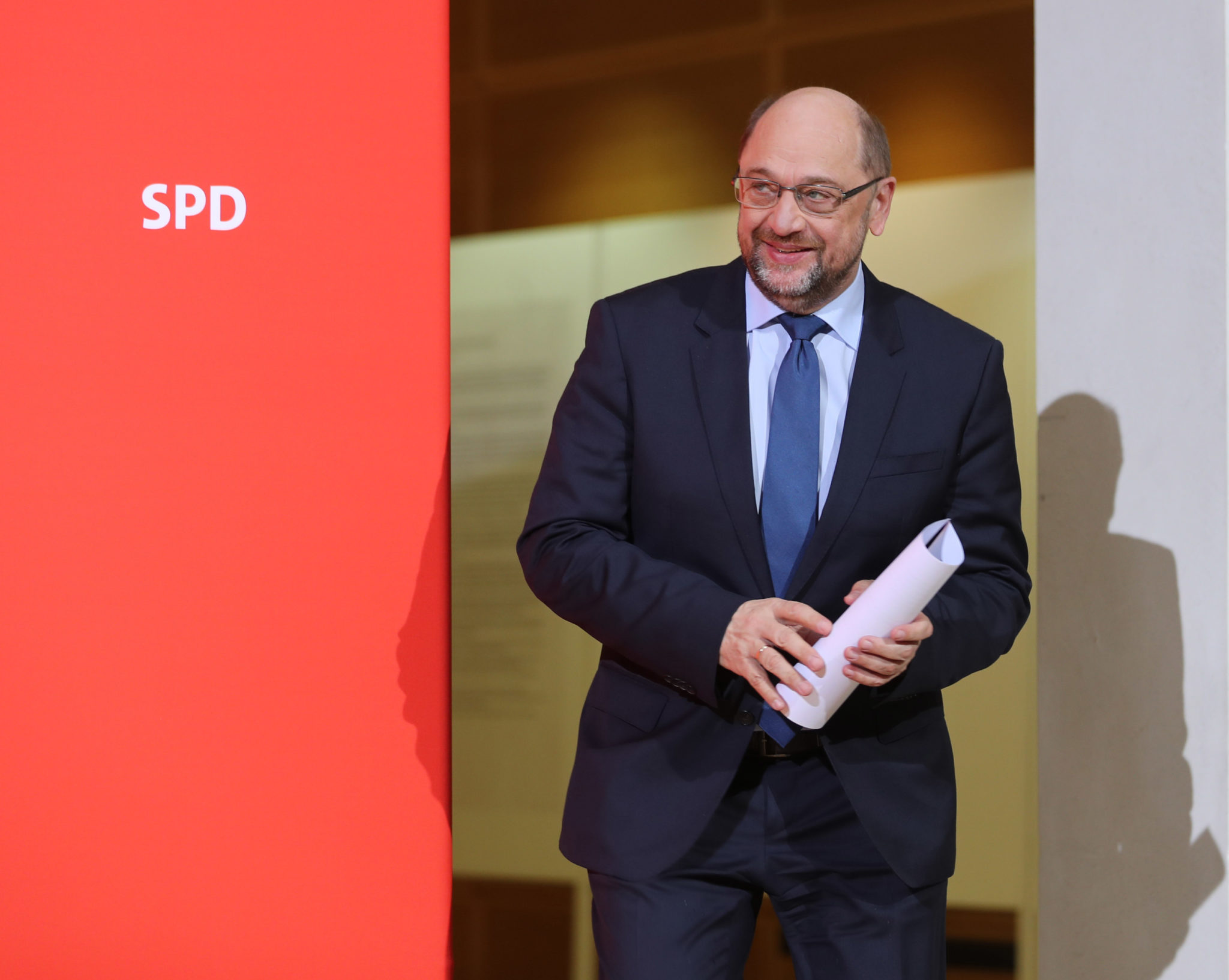 SPD stimmt Sondierungsgesprächen mit Union zu