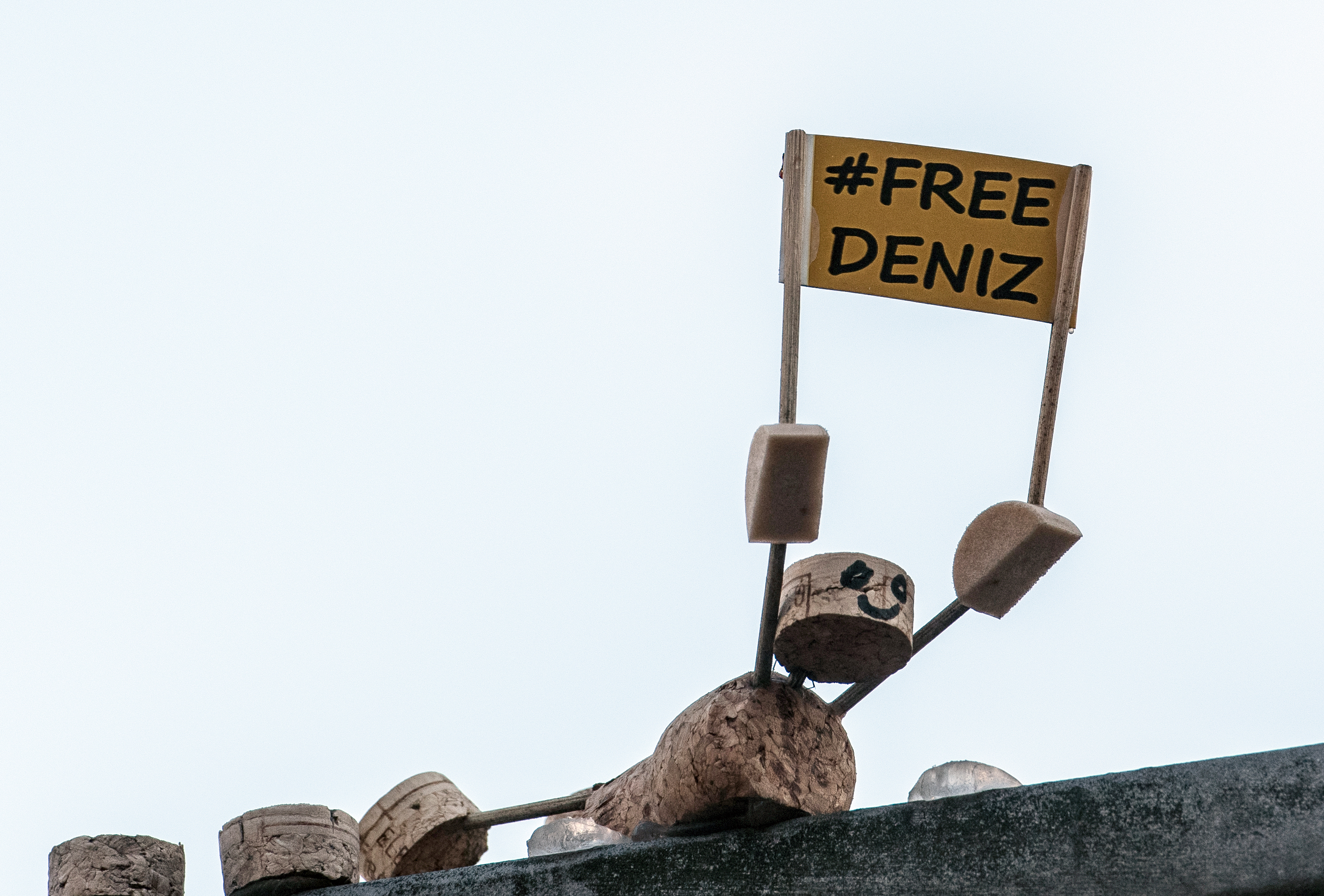 Gabriel: Yücel auf dem Weg zum Flughafen