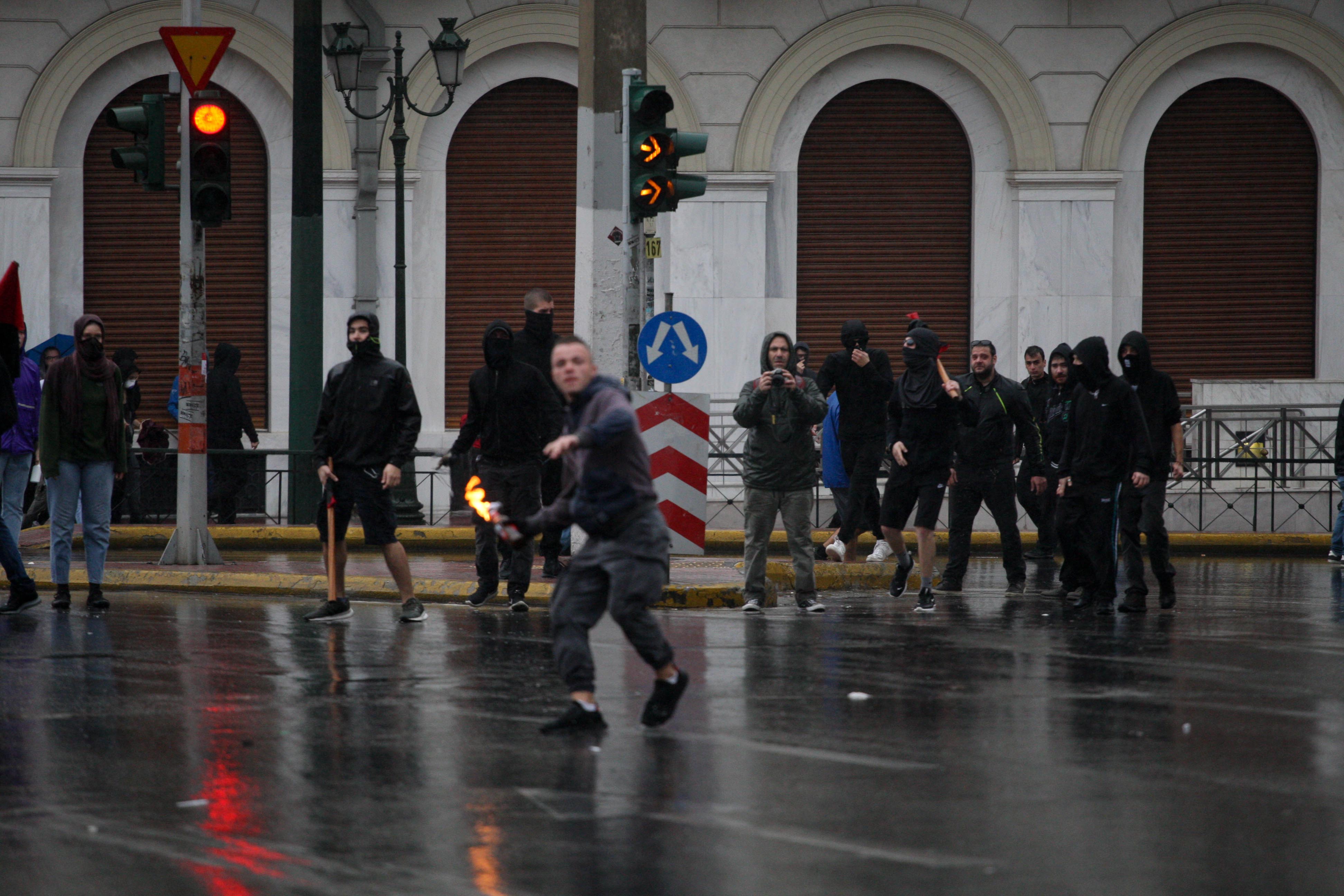 Griechenland: Mit Schweinefleisch und Alkohol gegen Flüchtlinge