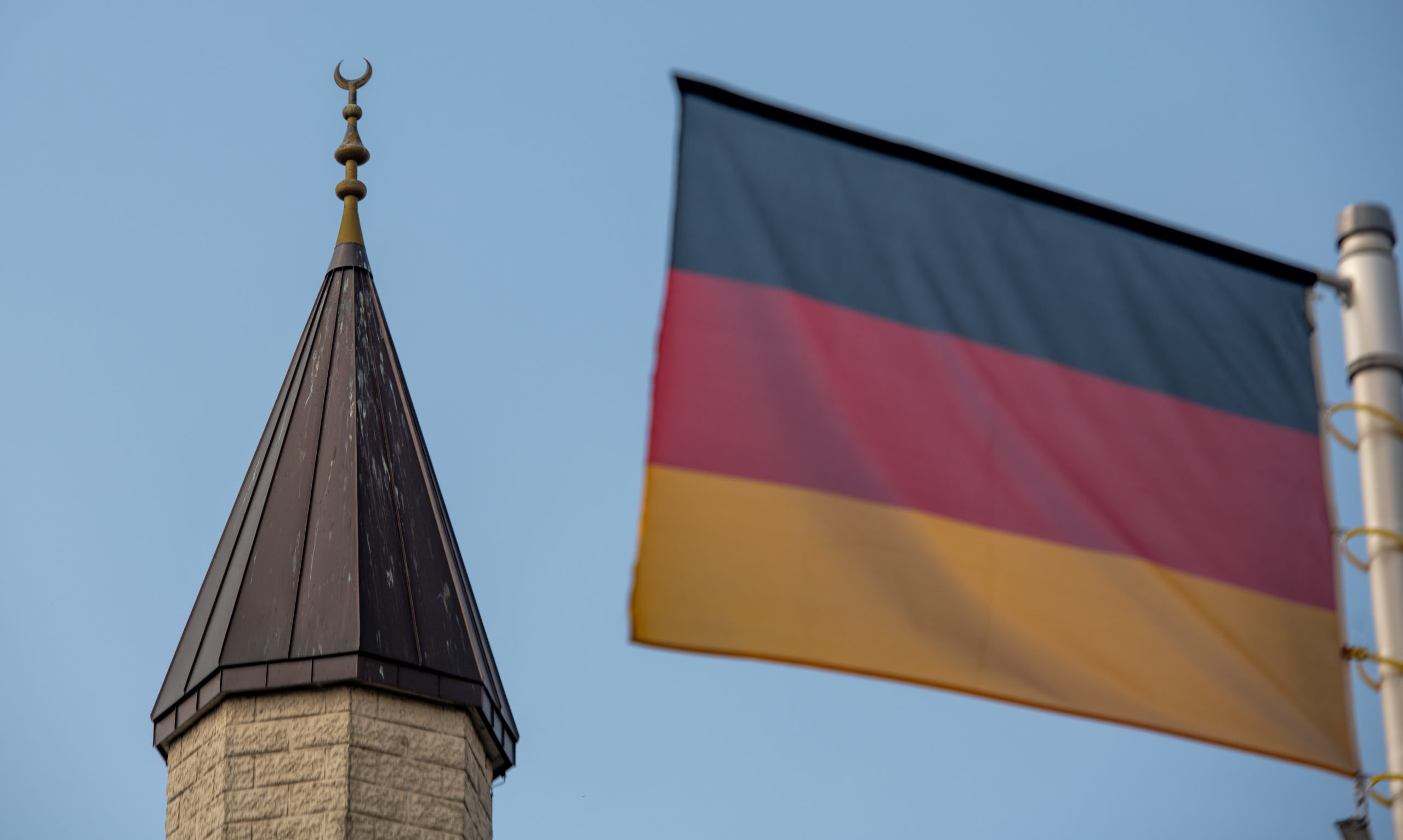 Gebetsruf erstmals direkt vom Minarett − demnächst auch den Balkonen?