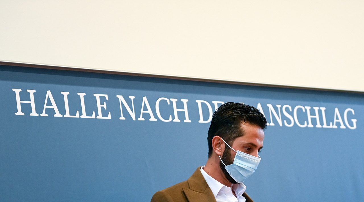 Ein Jahr nach rechtem Terror: „Das ist die bittere rechtsradikale Realität in Deutschland“