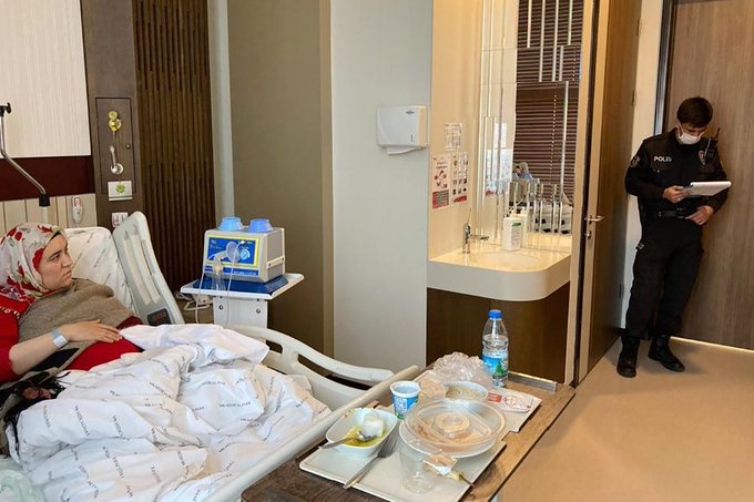 Türkei: Frischgebackene Mutter Hacer Yıldırım nach Twitter-Kritik wieder frei