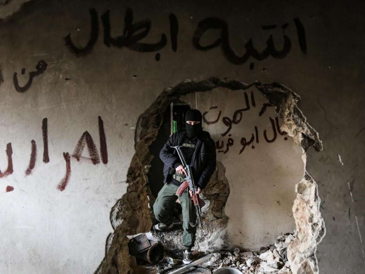 Geld für Waffen und Kämpfer in Syrien: Internationales Netzwerk aufgedeckt