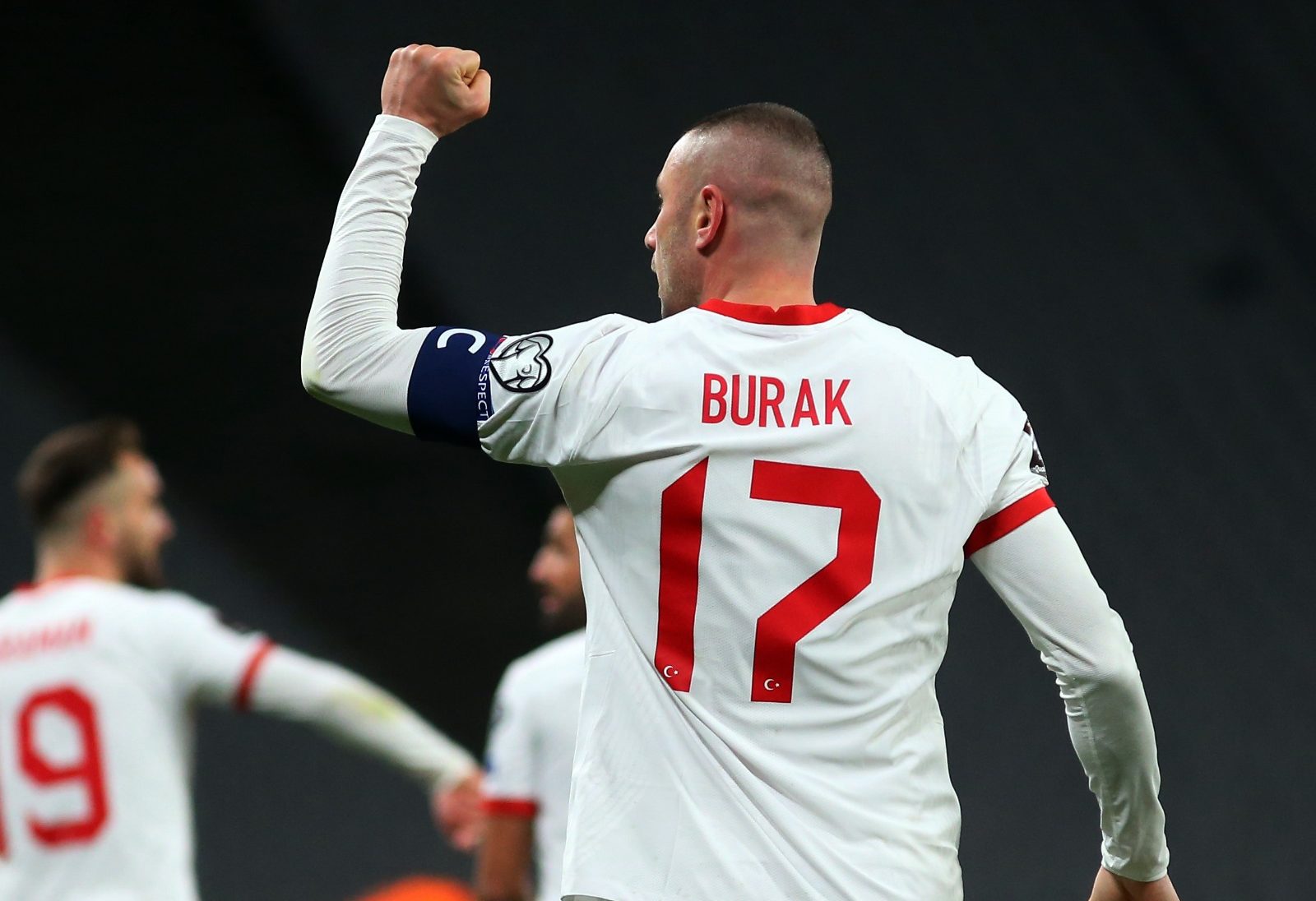 Dreierpack vom „Holland-Schreck“ Burak: Türkei startet brillant in die WM-Quali