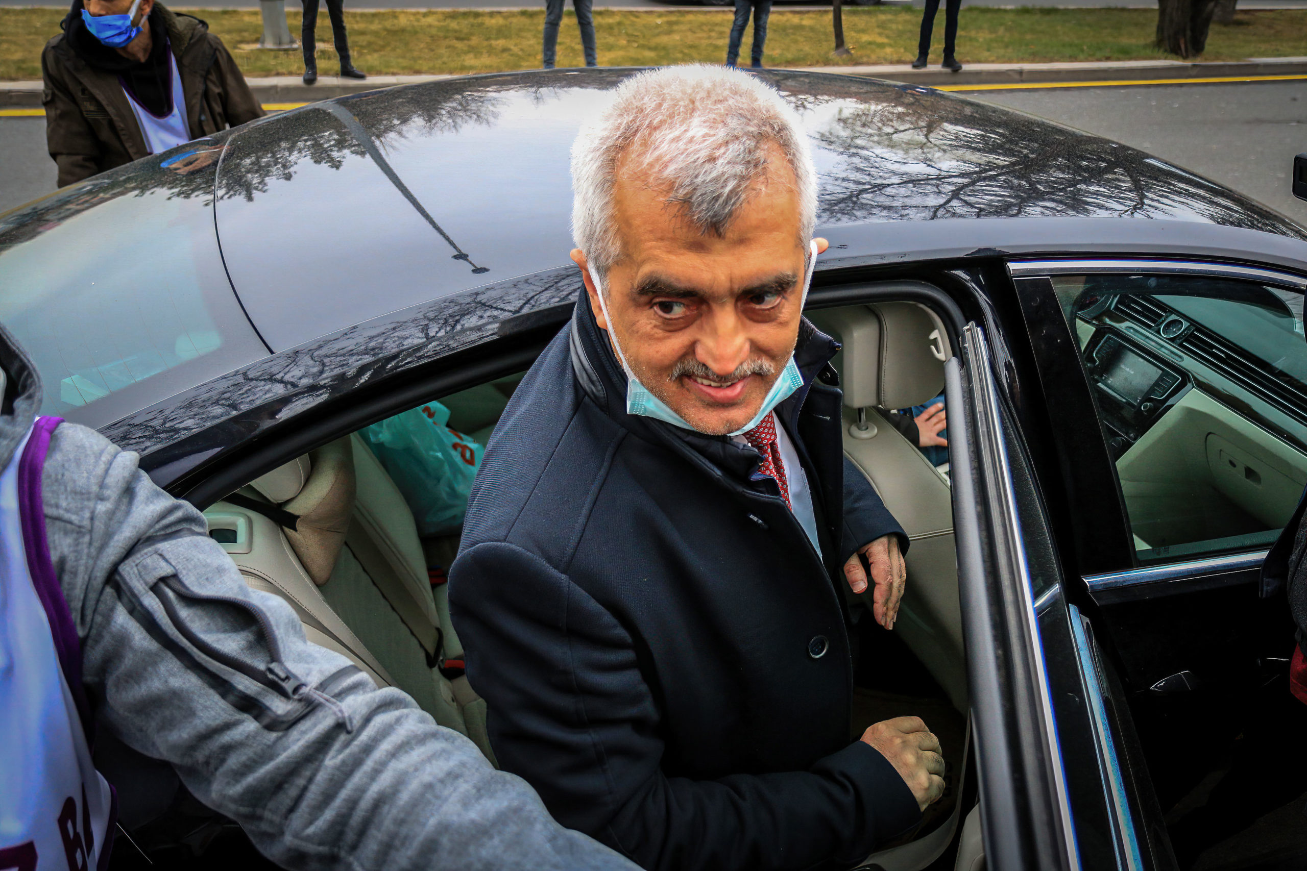 HDP-Politiker Gergerlioğlu in seiner Wohnung verhaftet