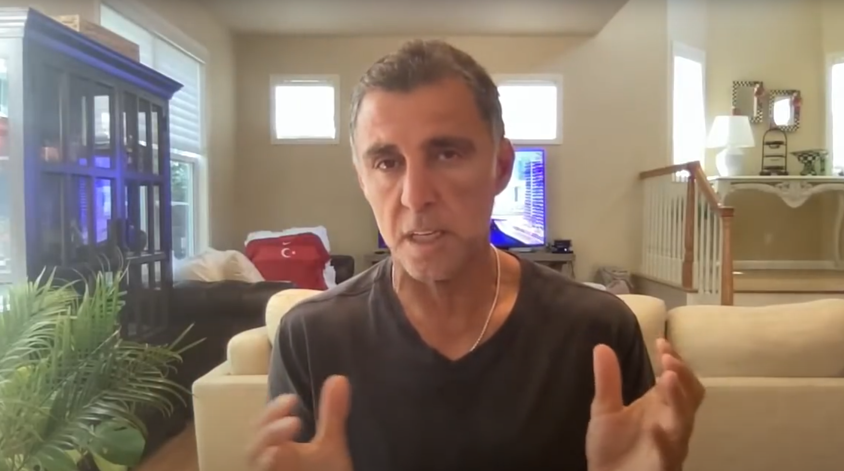 Ex-Fußballstar Şükür: „Politiker in der Türkei benutzen den Fußball“