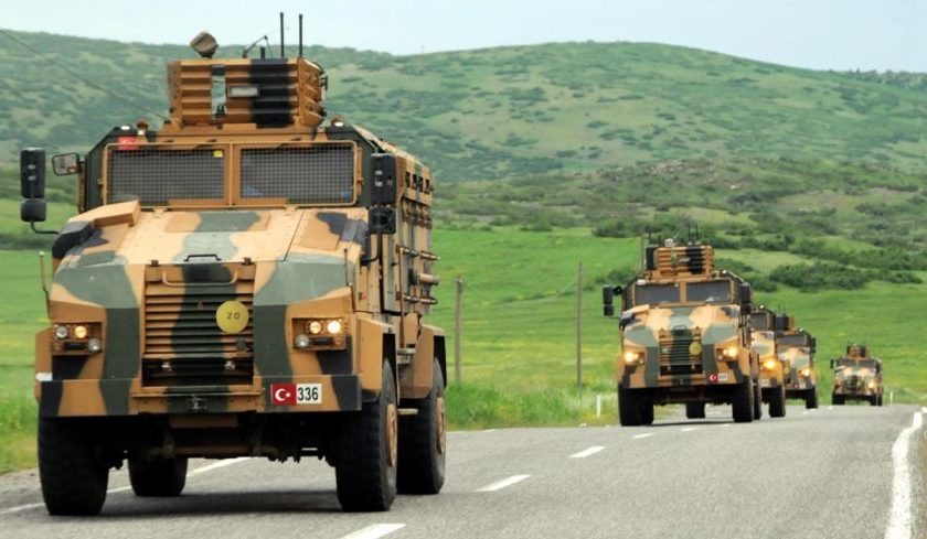 Kiew erhält „Kirpi“: 50 türkische Militärtransporter für die Ukraine