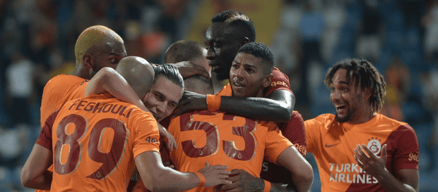 Fenerbahçe und Galatasaray jubeln, Aus für Trabzon und Sivas