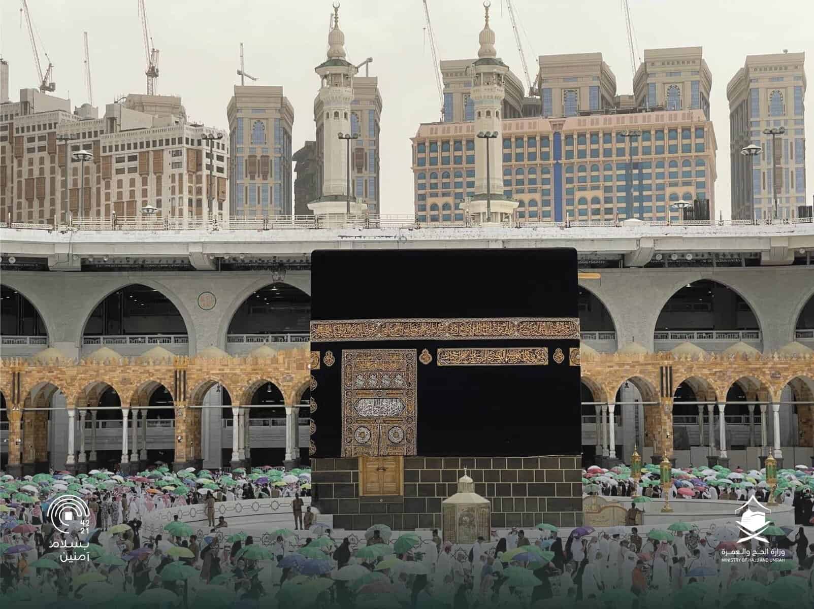 Pilger beten in Mekka wieder ohne Abstandsregeln