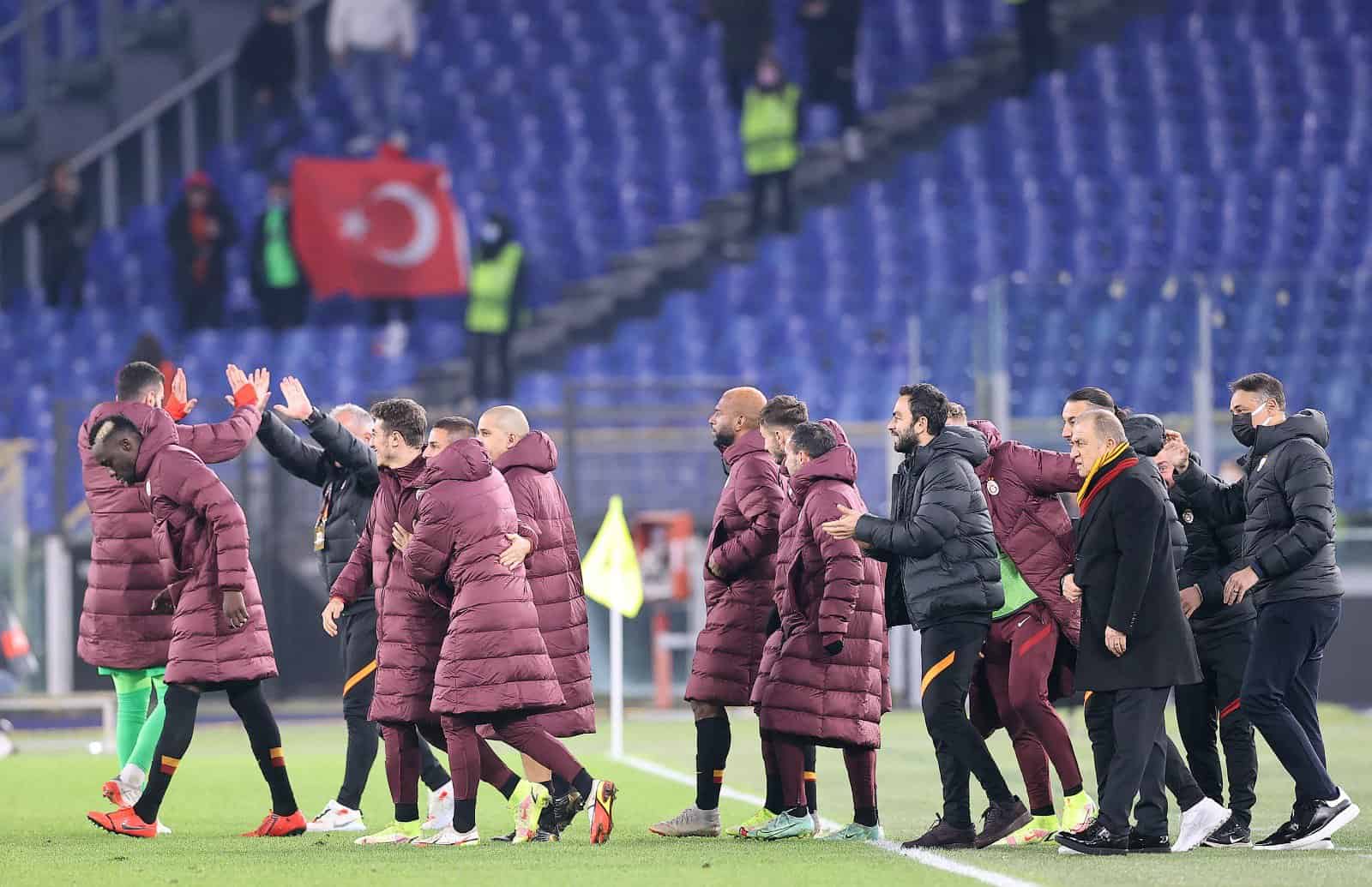 Galatasaray im Europa-League-Achtelfinale, Fenerbahçe raus