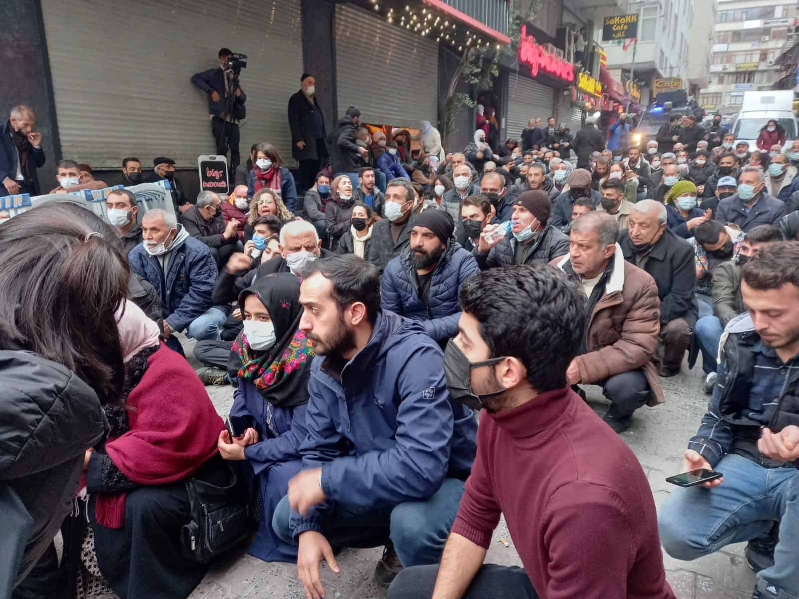 Zwei Verletzte nach Angriff auf HDP-Büro in Istanbul