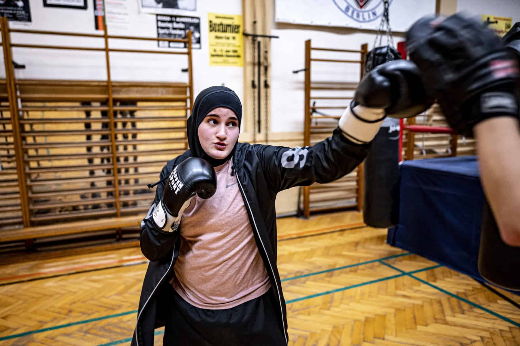 Muslimin, Frau, Boxtrainerin: „Ich kämpfe gegen alle Vorurteile“