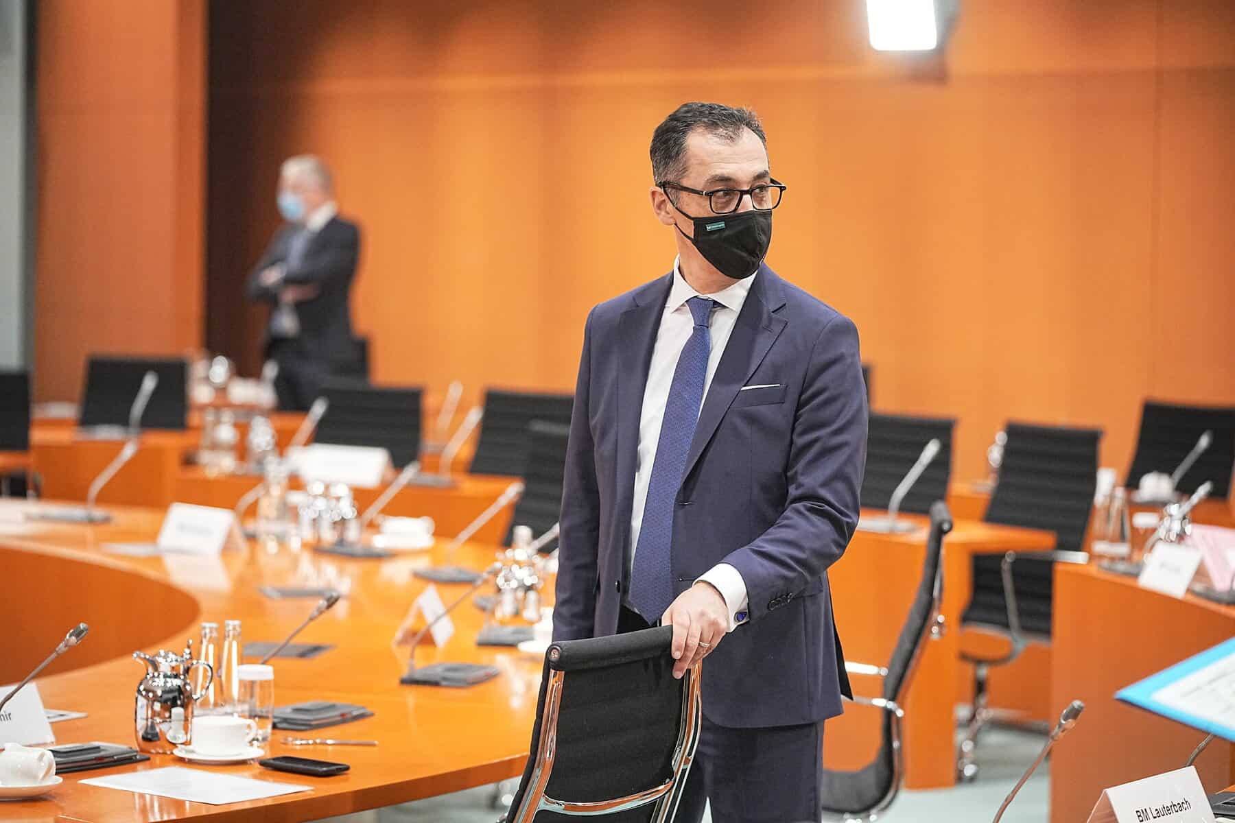 Özdemir: Supermärkte sollen überschüssige Lebensmittel leichter spenden können