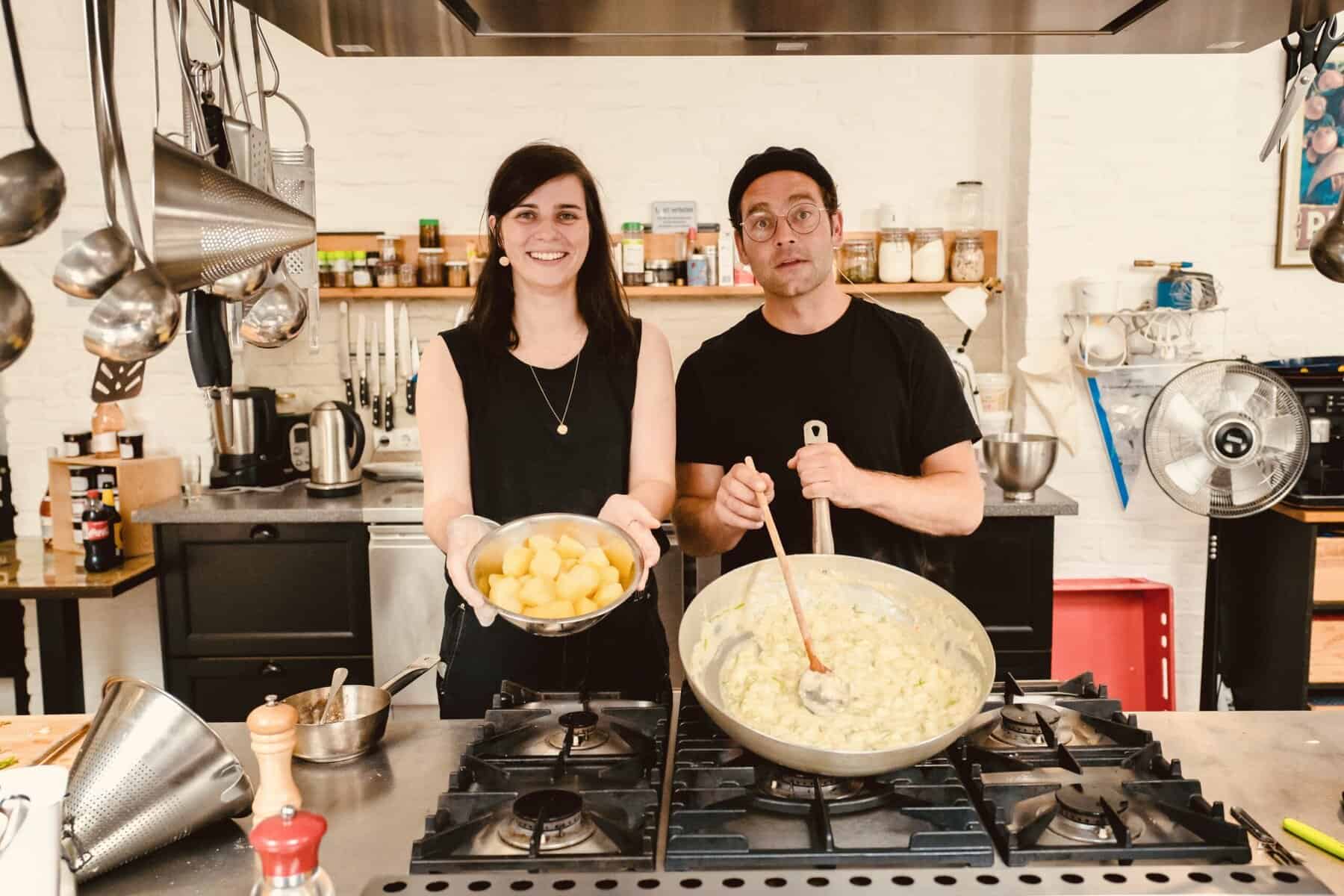 Neuer Podcast: Sänger Bosse kocht mit türkischen Gewürzen