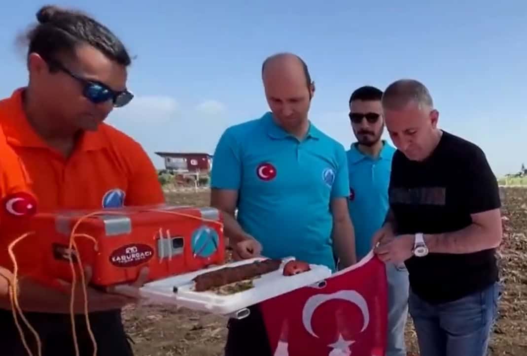 Türke schickt Spezial-Kebab ins All – Versuch scheitert nach drei Stunden