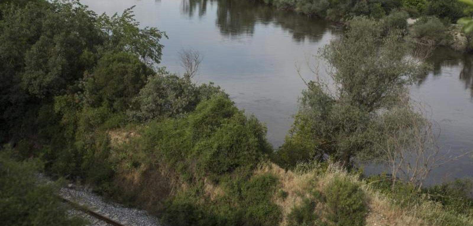 Griechischer Grenzschutz rettet 27 Migranten am Fluss Meriç