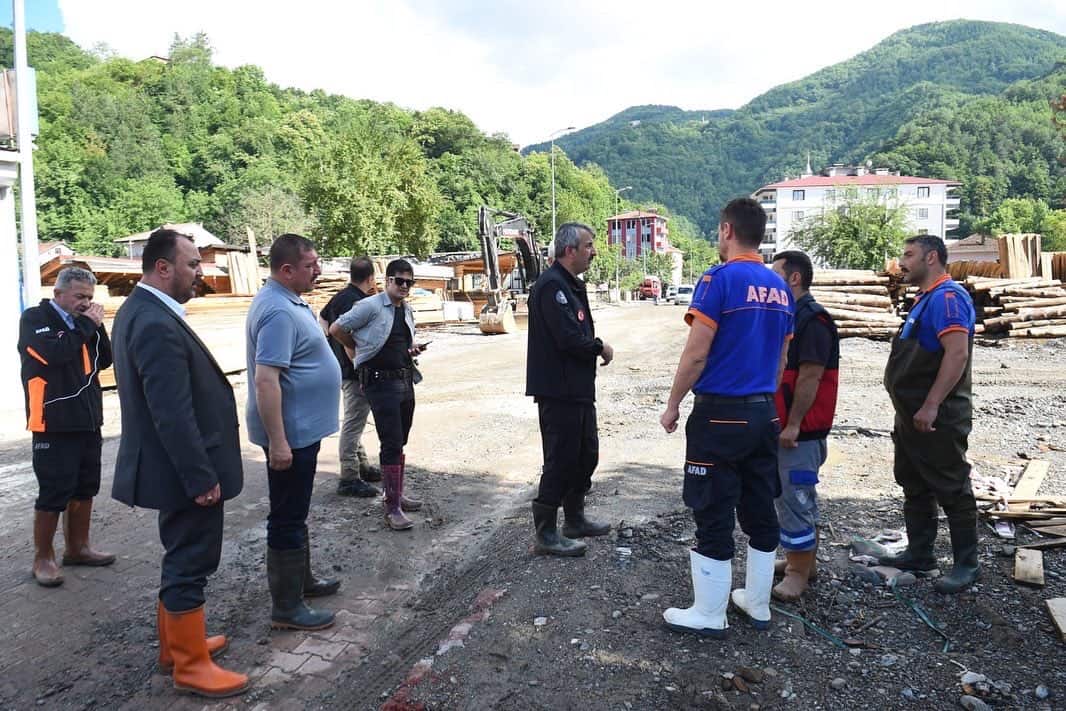 Erst Feuer, jetzt Wasser: Schwarzmeerregion von Überschwemmungen getroffen