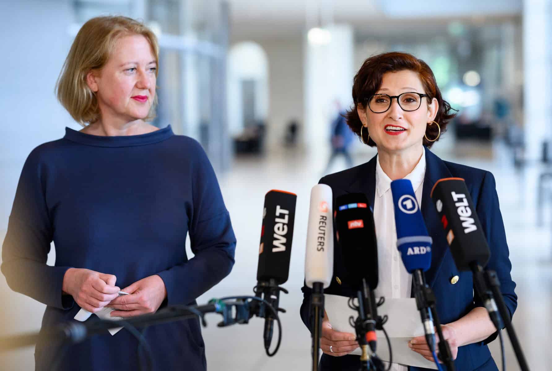 Wer ist die neue Antidiskriminierungsbeauftragte Ferda Ataman?