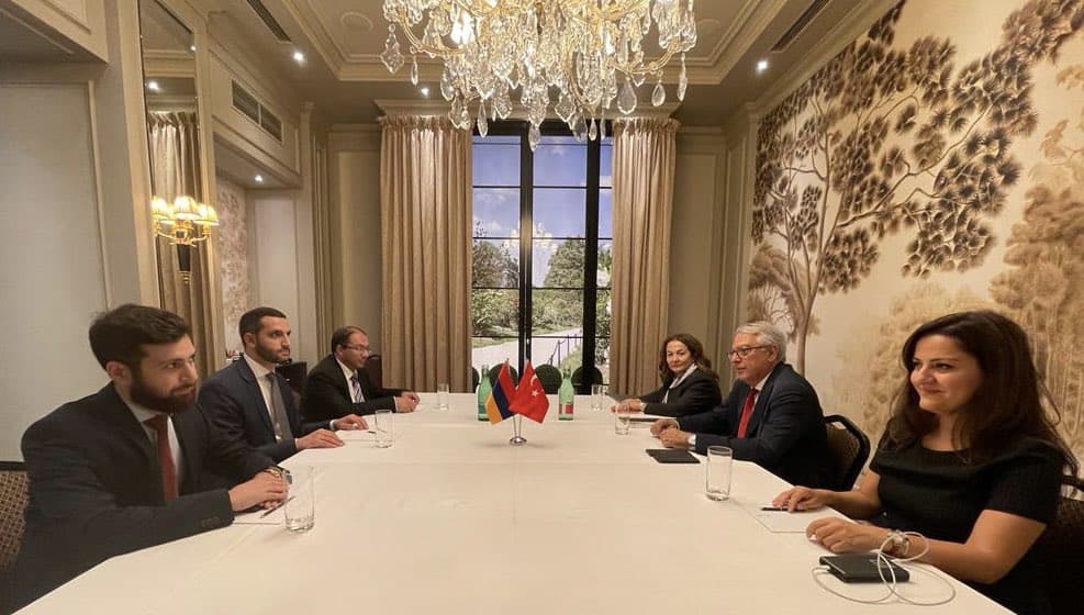 Türkei und Armenien öffnen Grenze für Drittstaatsangehörige