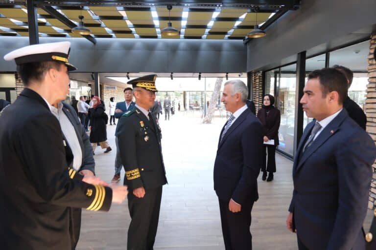 Südkorea hat türkische Kriegsveteranen nicht vergessen: Neue Häuser für Erdbebenopfer