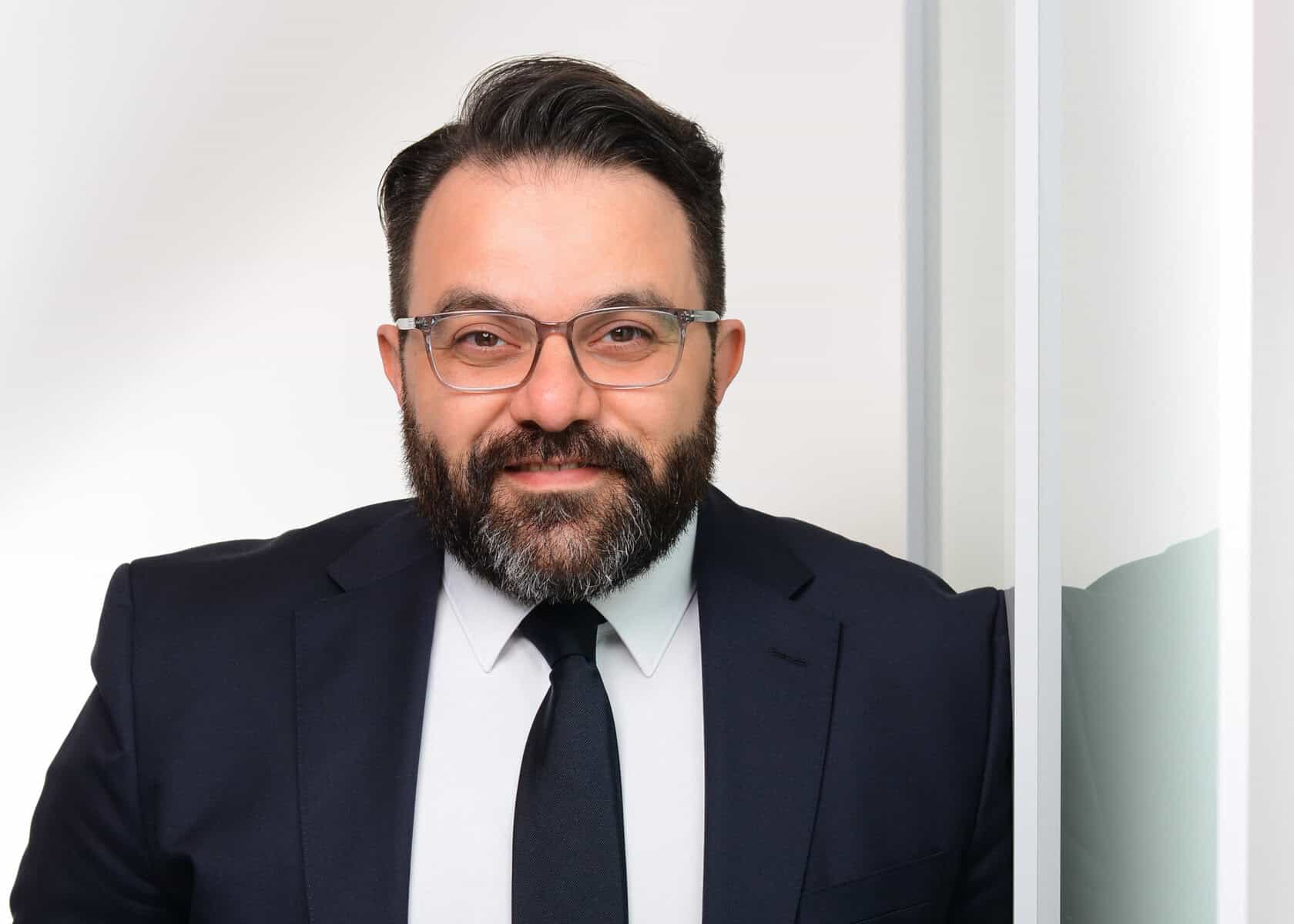 Menschenrechtsanwalt Albayrak: „Erdoğan wird alles tun, um die Wahlen zu gewinnen“