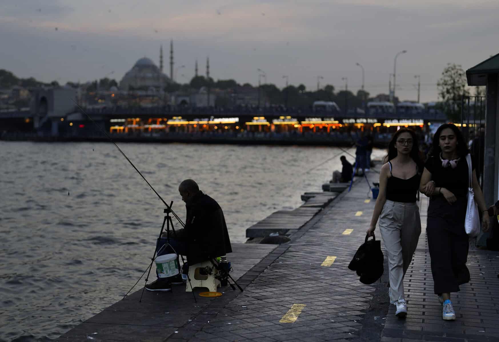 Inflation in der Türkei schwächt sich weiter ab – Lira verliert an Wert