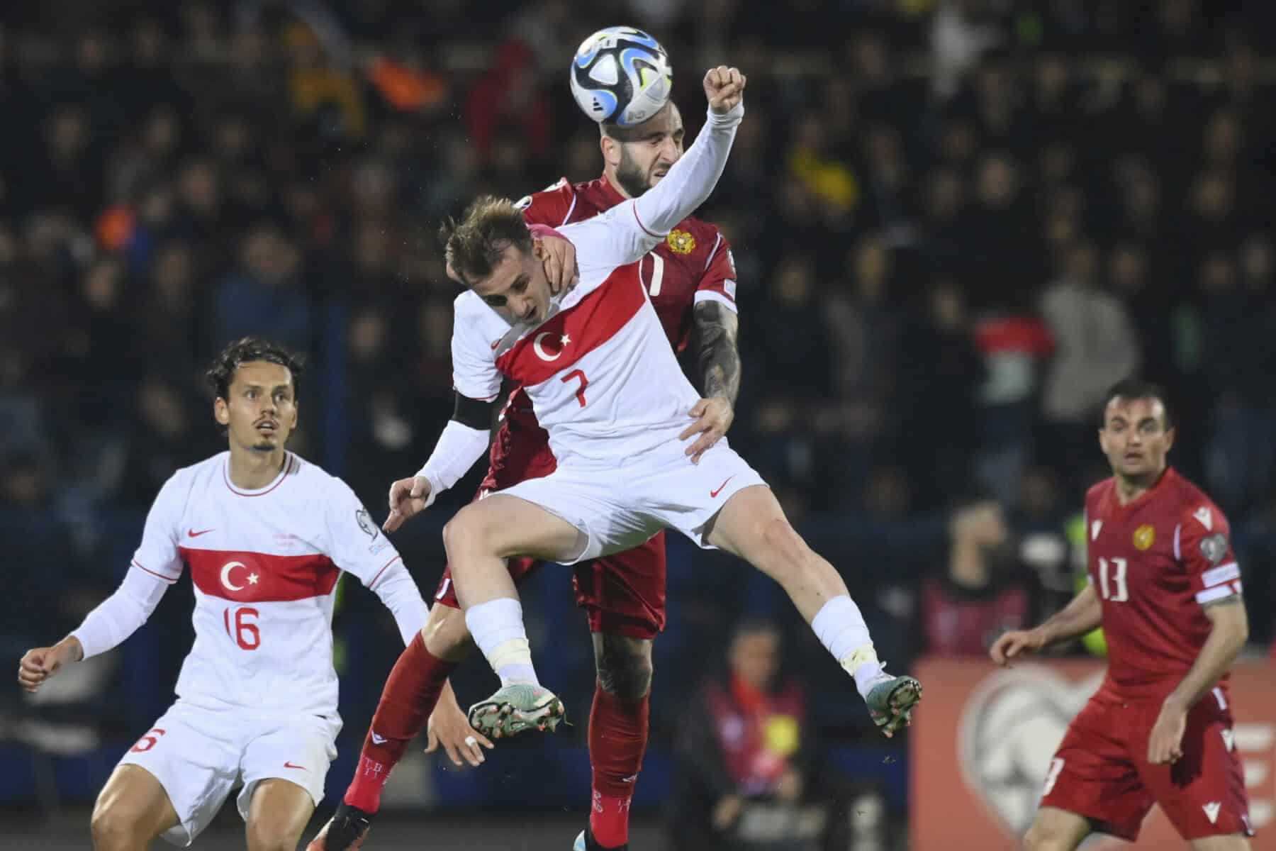 Auftaktsieg in der EM-Qualifikation: Türkei gewinnt in Armenien trotz Rückstand