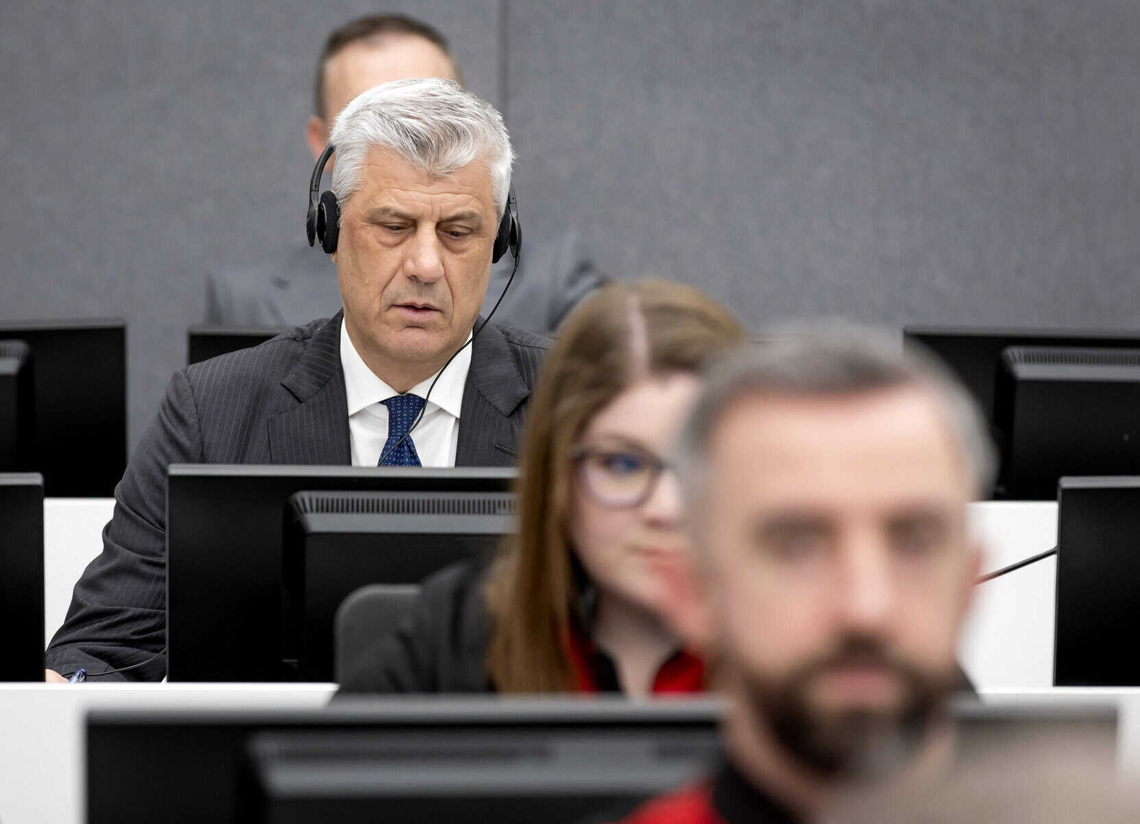 Den Haag: Ex-Präsident Thaci beteuert vor Kosovo-Tribunal seine Unschuld