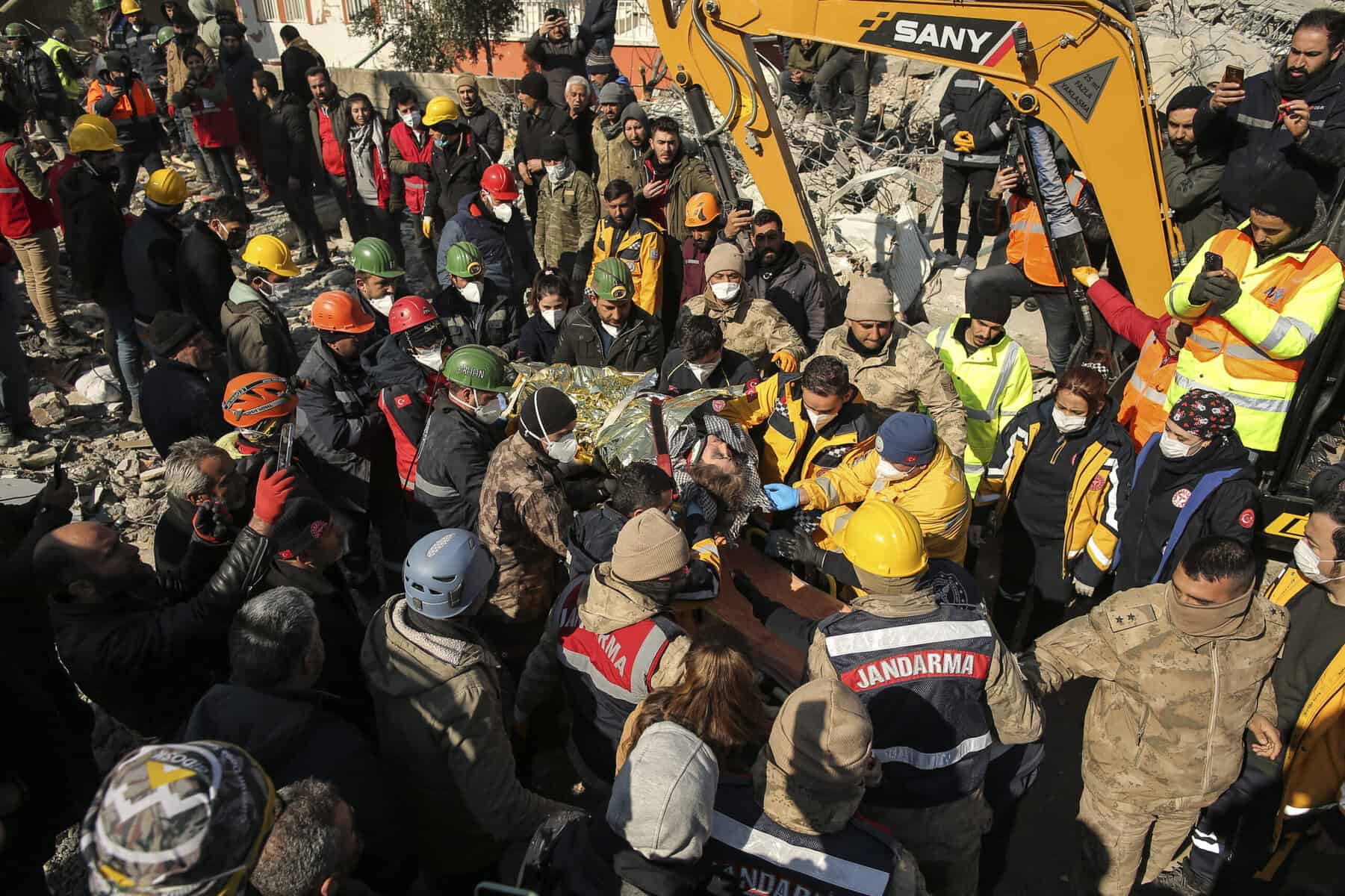 Von Aldi bis Poldi: Deutsche Unternehmen spenden nicht nur Millionen