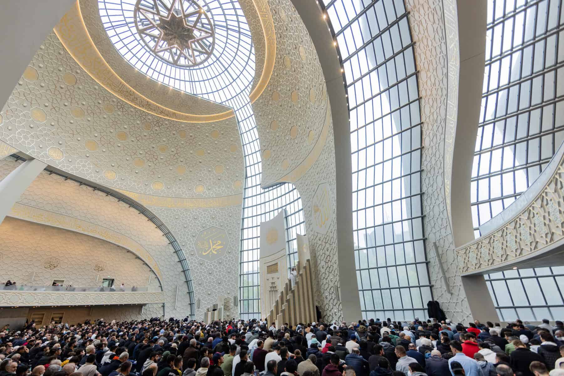 Studie: Hass gegen Muslime vor allem im Osten ausgeprägt