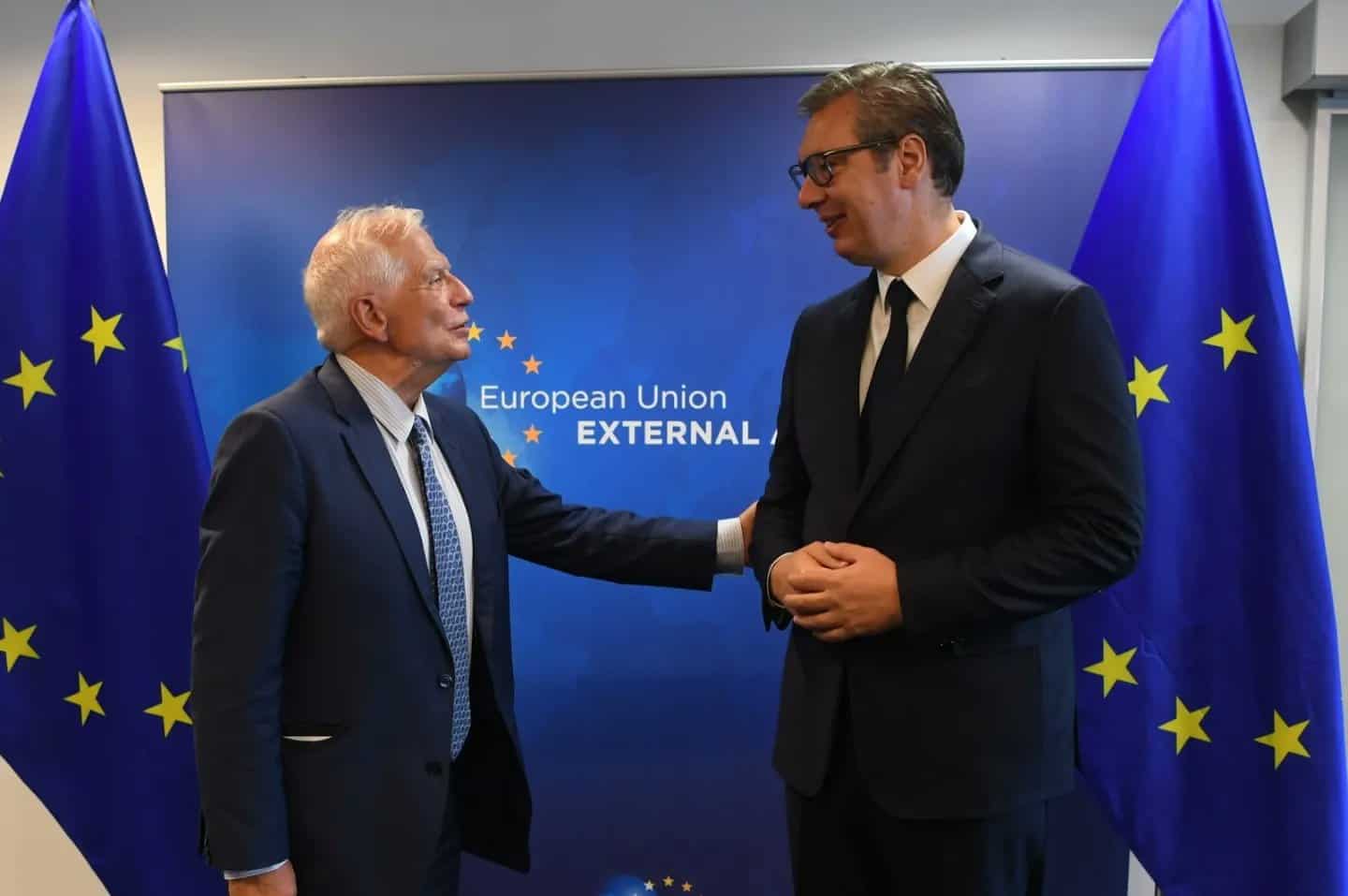 Kurz vor knapp: Serbien und Kosovo legen Streit bei