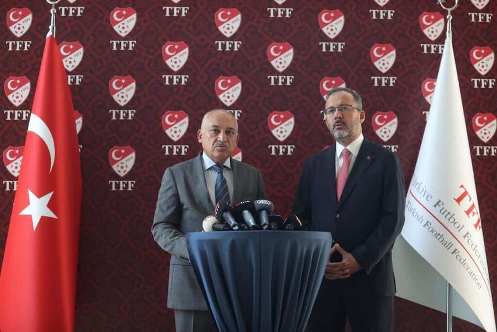 Chaos im türkischen Fußball hält an: Verband lehnt Führungswechsel ab