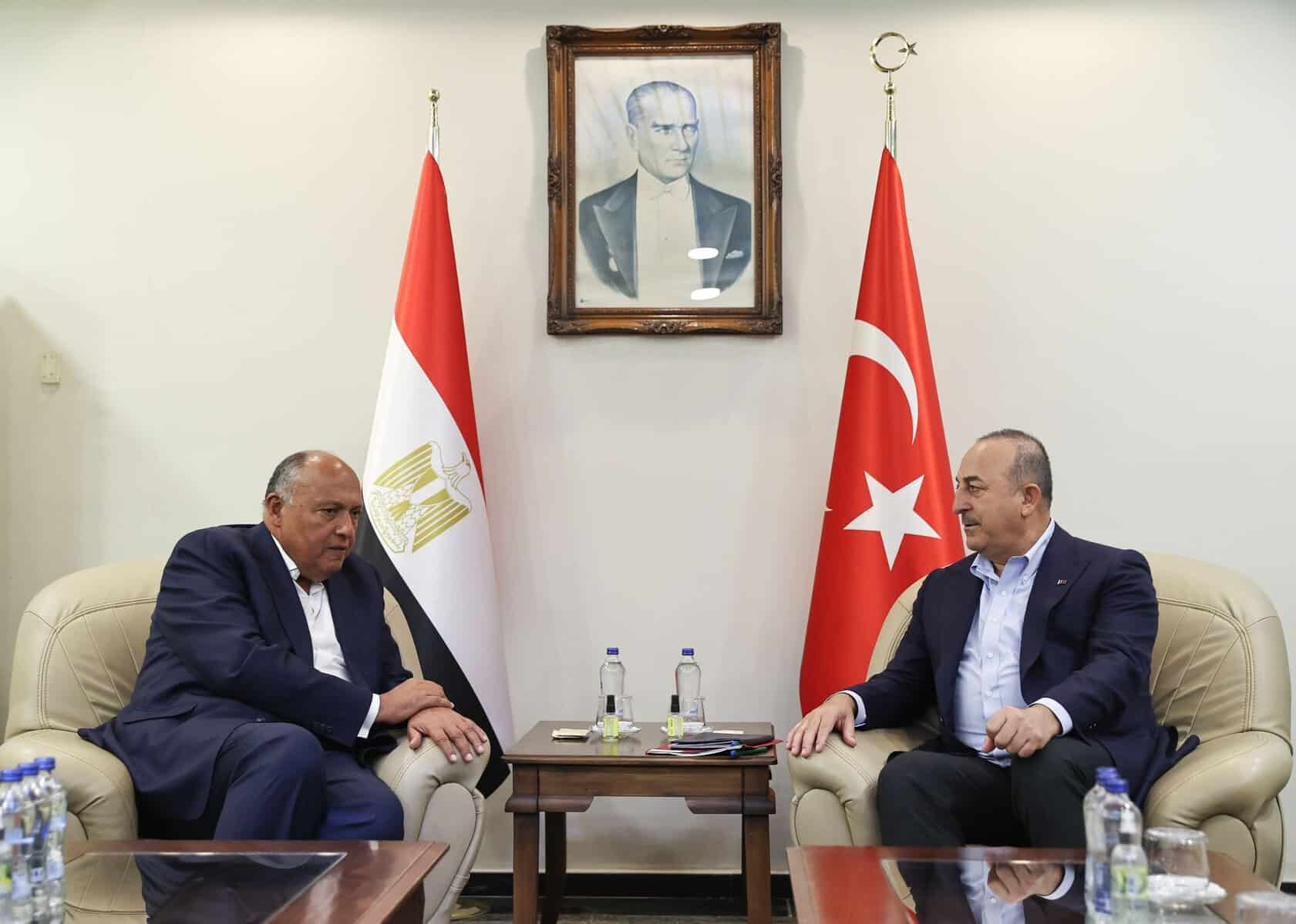 Annäherung auch dank Erdbeben: Al-Sisis Außenminister besucht die Türkei