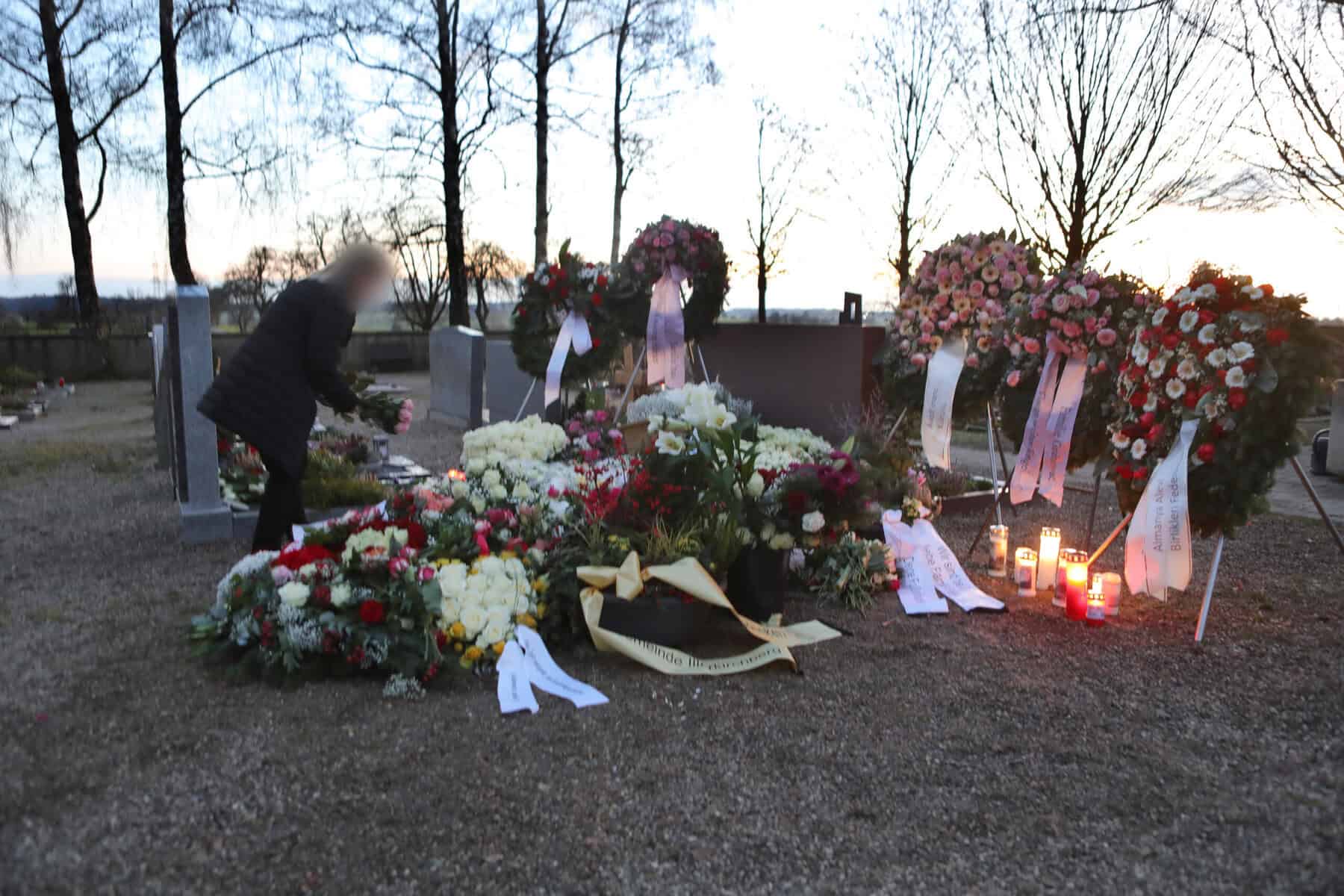 Illerkirchberg: Hunderte Menschen nehmen Abschied von Ece