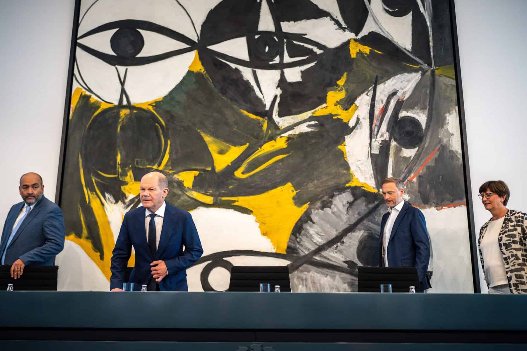 Mehr Kindergeld und Strompreisbremse: Wie die Ampel die Bevölkerung entlasten will