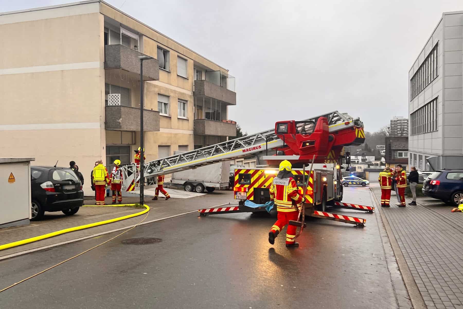 Heiligenhaus: Mann schießt auf türkischstämmige Nachbarn und legt Feuer